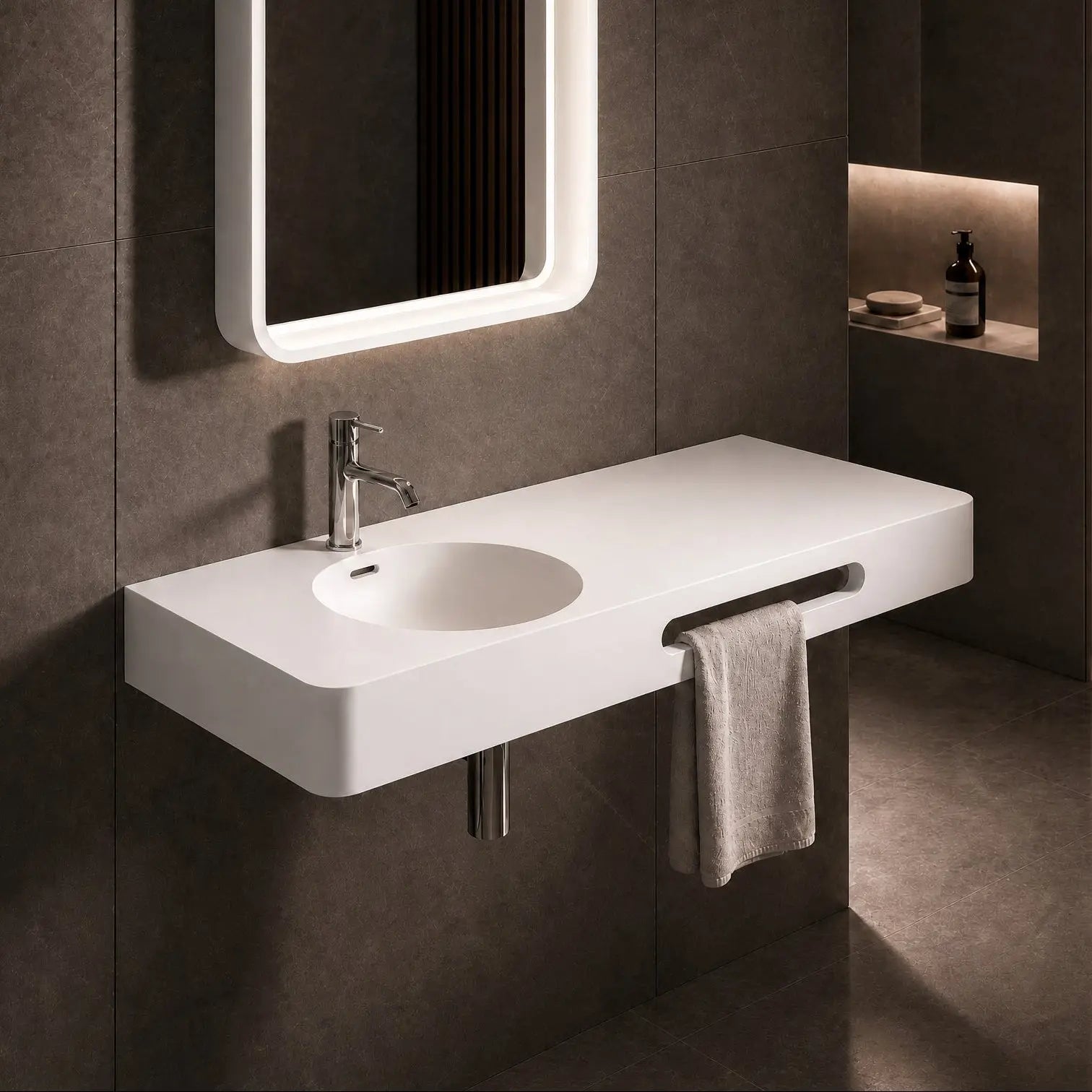 Cirque WM Basin 120L w/ Towel Bar