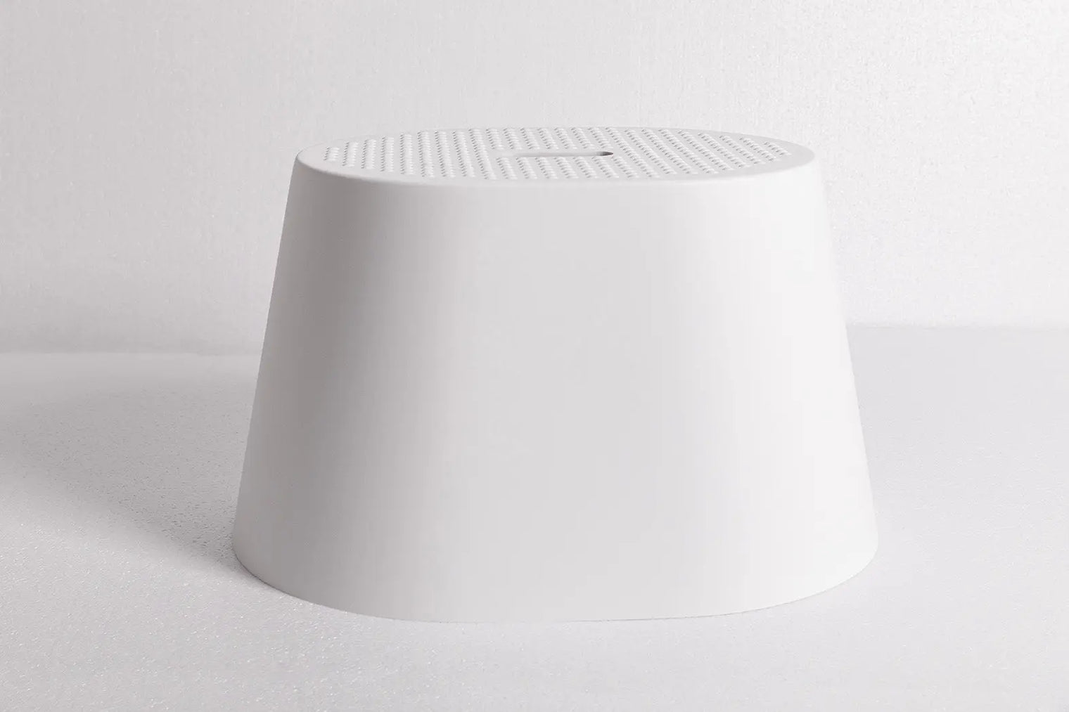 Niagara Ofuro 300 Stool-Stool-INFINITE BATH-訂造洗手盆,浴室翻新, small size bathtubs, custom-made bathtub HK,freestanding bathtub Hong Kong, 獨立式 浴缸 香港, premium bathtub brands HK, Where to buy bathtubs in Hong Kong, best custom bathroom furniture HK, Infinite Bath, Infinite浴缸, Cloakroom,Vanities, Mirrors,Bathroom Furniture, 浴室裝修,浴室 櫃 訂造