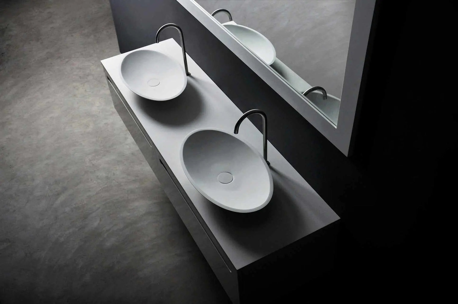 Bologna 60-OVERCOUNTER WASHBASINS-訂造一體無縫洗手盆,Tailor made Washbasins,waterbasin hk, 浴室物料,浴室裝修,訂造洗手盆,浴室翻新,Bathroomware ,Bespoke bathroom,浴室配件,訂造浴室潔具,訂造浴室傢俬,香港 浴室設計 公司,best custom bathroom furniture HK, Infinite Bath