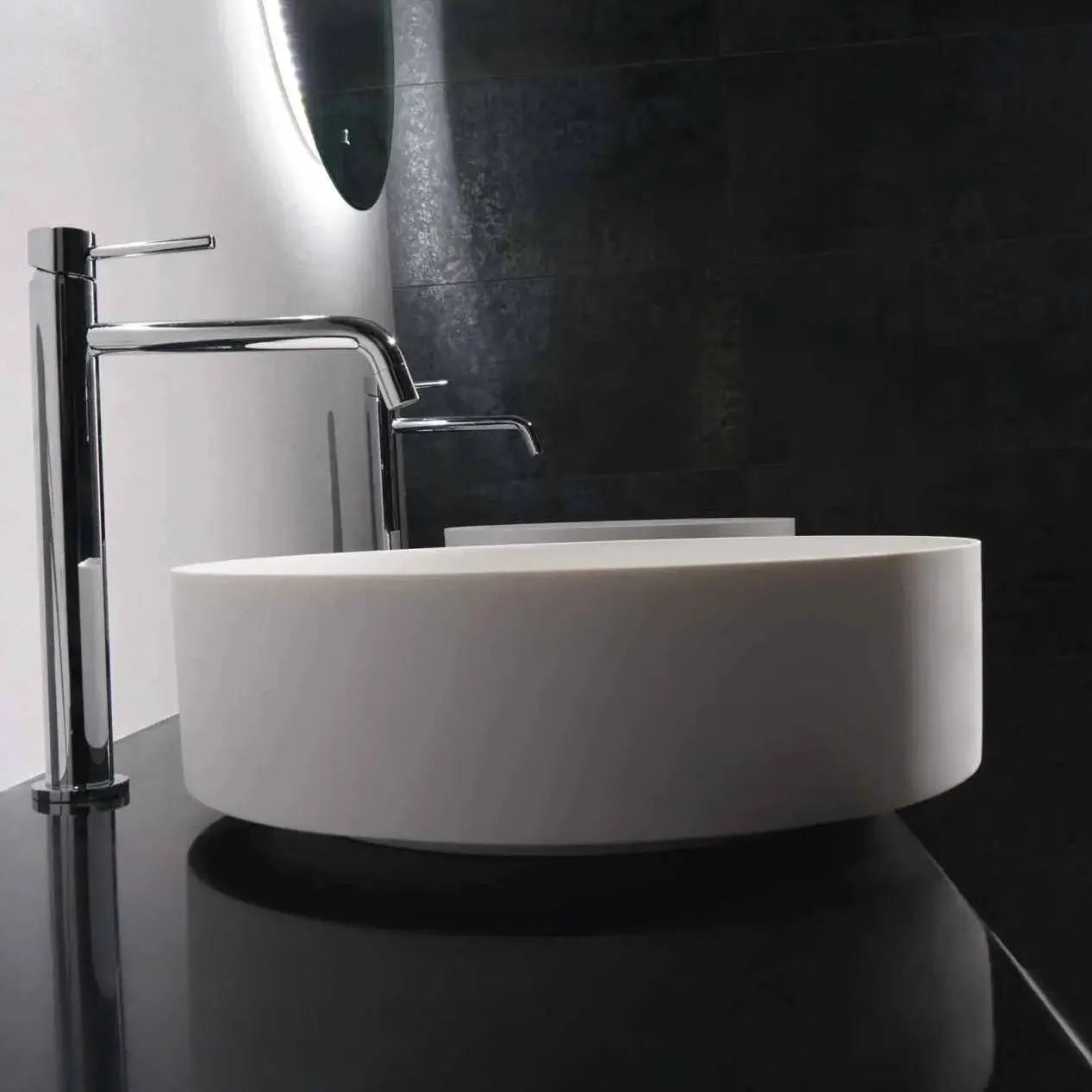 Float 40-OVERCOUNTER WASHBASINS-訂造一體無縫洗手盆,Tailor made Washbasins,waterbasin hk, 浴室物料,浴室裝修,訂造洗手盆,浴室翻新,Bathroomware ,Bespoke bathroom,浴室配件,訂造浴室潔具,訂造浴室傢俬,香港 浴室設計 公司,best custom bathroom furniture HK, Infinite Bath