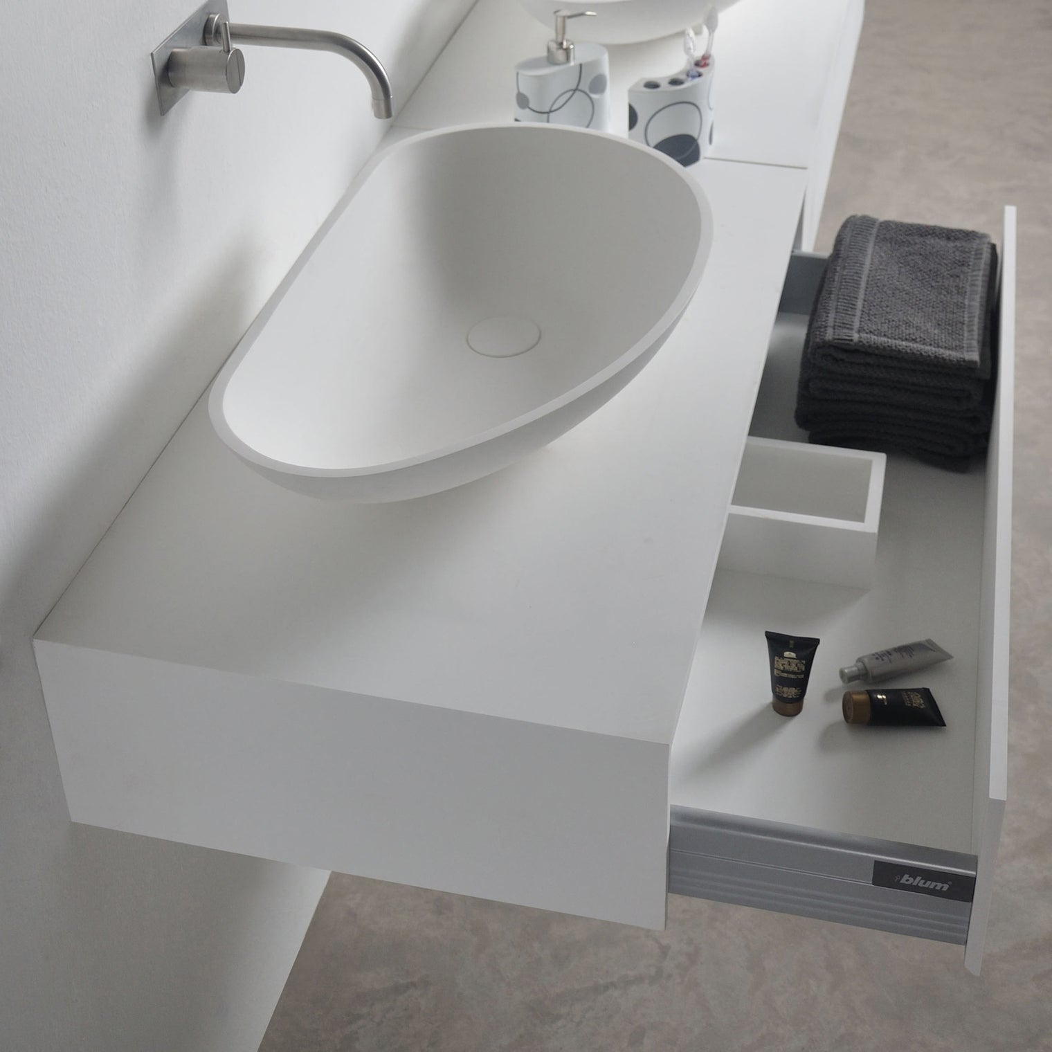 Firenze 60-OVERCOUNTER WASHBASINS-訂造一體無縫洗手盆,Tailor made Washbasins,waterbasin hk, 浴室物料,浴室裝修,訂造洗手盆,浴室翻新,Bathroomware ,Bespoke bathroom,浴室配件,訂造浴室潔具,訂造浴室傢俬,香港 浴室設計 公司,best custom bathroom furniture HK, Infinite Bath