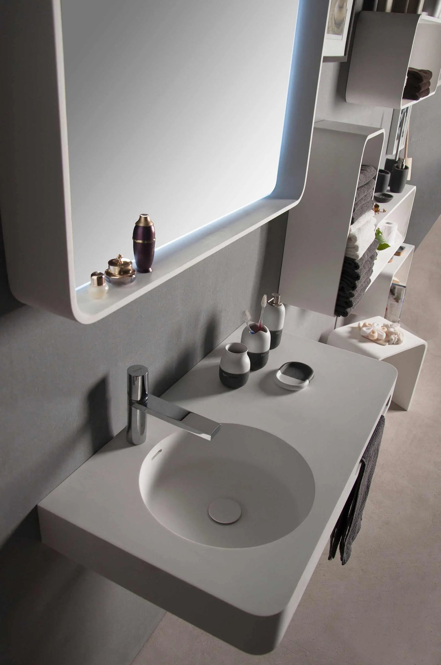 Cirque WM 90L-WALL MOUNT WASHBASINS-訂造一體無縫洗手盆,Tailor made Washbasins,waterbasin hk, 浴室物料,浴室裝修,訂造洗手盆,浴室翻新,Bathroomware ,Bespoke bathroom,浴室配件,訂造浴室潔具,訂造浴室傢俬,香港 浴室設計 公司,best custom bathroom furniture HK, Infinite Bath