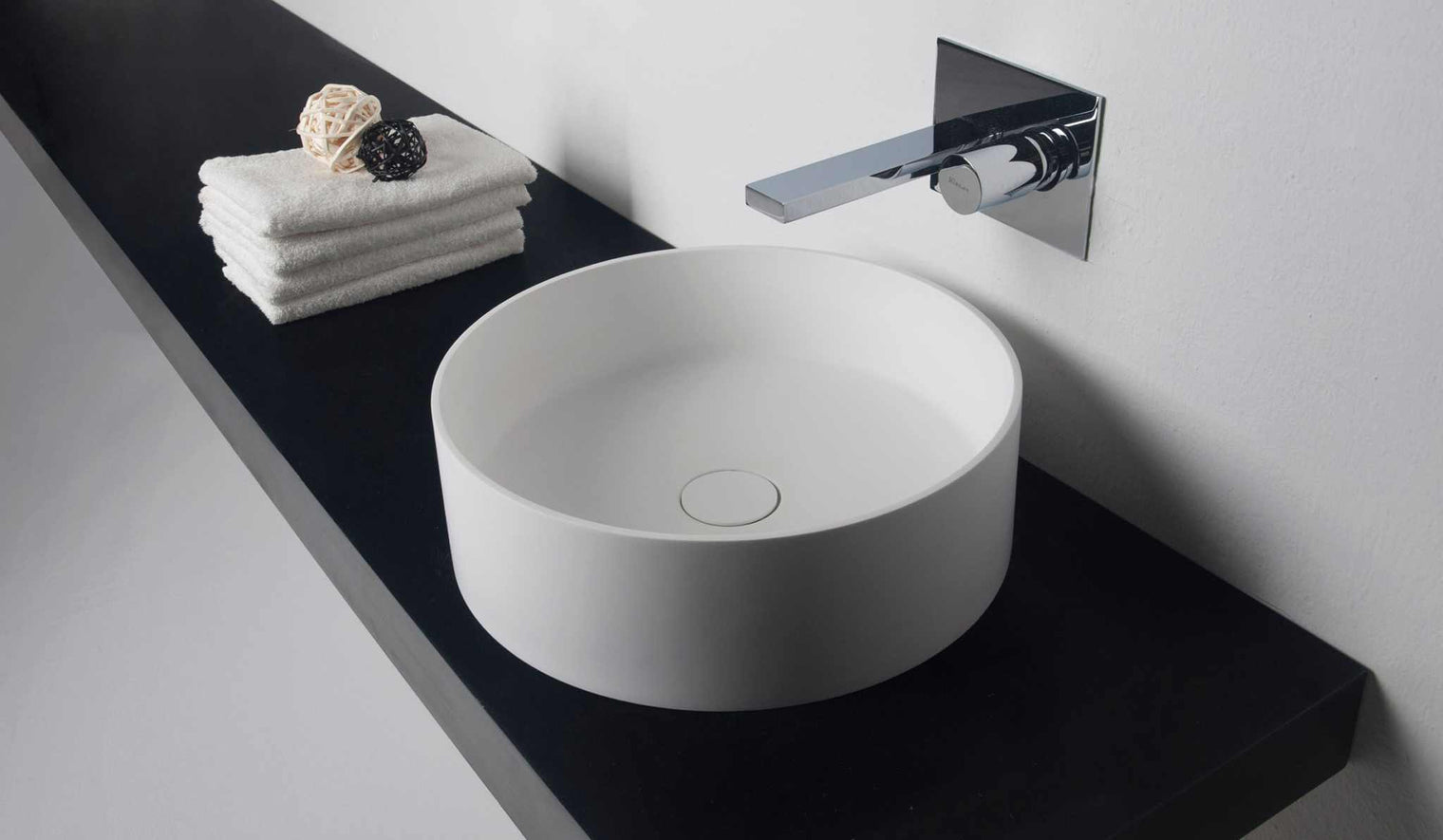 Super Thin Edge 40CL-OVERCOUNTER WASHBASINS-訂造一體無縫洗手盆,Tailor made Washbasins,waterbasin hk, 浴室物料,浴室裝修,訂造洗手盆,浴室翻新,Bathroomware ,Bespoke bathroom,浴室配件,訂造浴室潔具,訂造浴室傢俬,香港 浴室設計 公司,best custom bathroom furniture HK, Infinite Bath