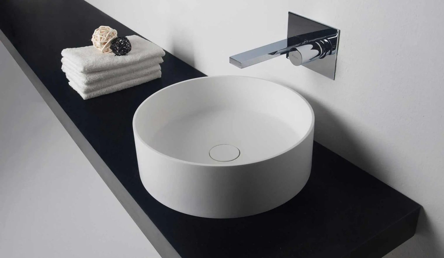 Super Thin Edge 40CL-OVERCOUNTER WASHBASINS-訂造一體無縫洗手盆,Tailor made Washbasins,waterbasin hk, 浴室物料,浴室裝修,訂造洗手盆,浴室翻新,Bathroomware ,Bespoke bathroom,浴室配件,訂造浴室潔具,訂造浴室傢俬,香港 浴室設計 公司,best custom bathroom furniture HK, Infinite Bath