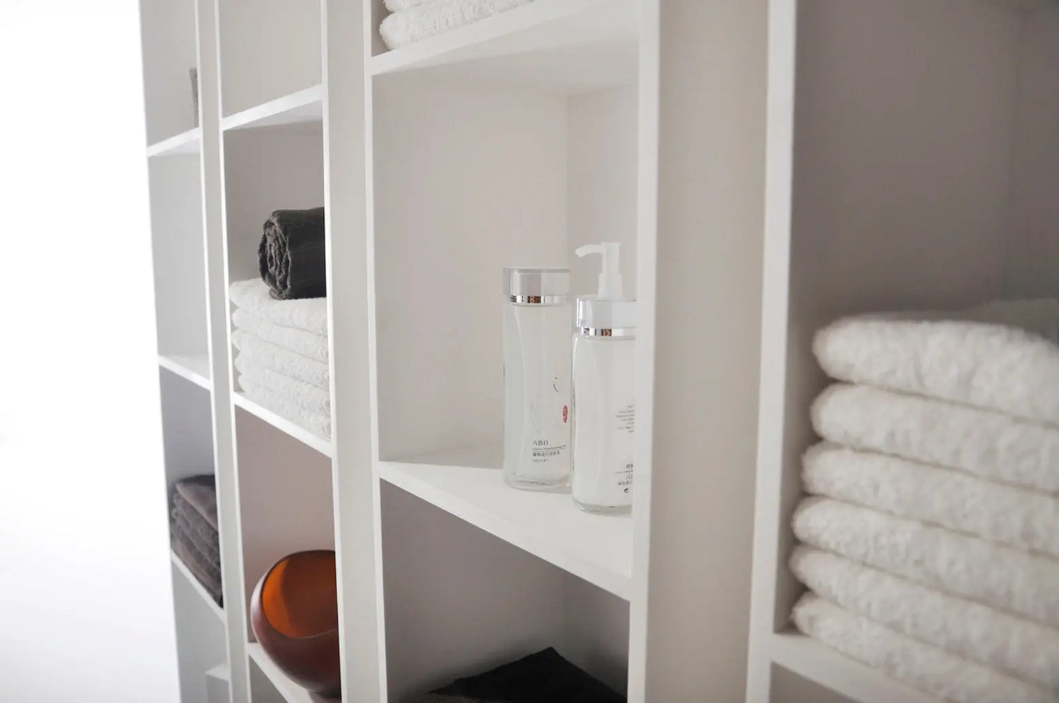 COMPLEX Shelf 145-Side Units-INFINITE-訂造洗手盆,浴室翻新, small size bathtubs, custom-made bathtub HK,freestanding bathtub Hong Kong, 獨立式 浴缸 香港, premium bathtub brands HK, Where to buy bathtubs in Hong Kong, best custom bathroom furniture HK, Infinite Bath, Infinite浴缸, Cloakroom,Vanities, Mirrors,Bathroom Furniture, 浴室裝修,浴室 櫃 訂造