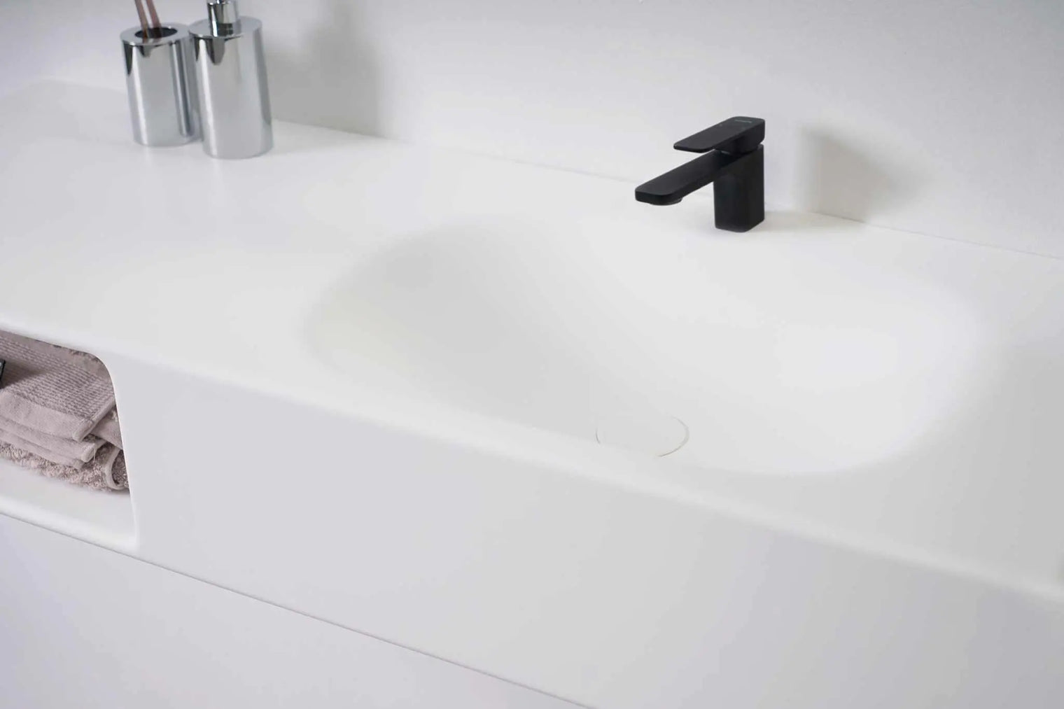 Spio WM 140R w/Shelf-WALL MOUNT WASHBASINS-訂造一體無縫洗手盆,Tailor made Washbasins,waterbasin hk, 浴室物料,浴室裝修,訂造洗手盆,浴室翻新,Bathroomware ,Bespoke bathroom,浴室配件,訂造浴室潔具,訂造浴室傢俬,香港 浴室設計 公司,best custom bathroom furniture HK, Infinite Bath