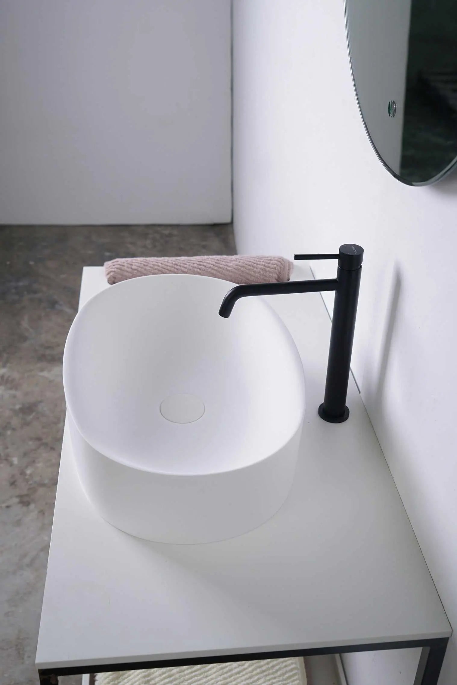 Solidcliff 50-OVERCOUNTER WASHBASINS-訂造一體無縫洗手盆,Tailor made Washbasins,waterbasin hk, 浴室物料,浴室裝修,訂造洗手盆,浴室翻新,Bathroomware ,Bespoke bathroom,浴室配件,訂造浴室潔具,訂造浴室傢俬,香港 浴室設計 公司,best custom bathroom furniture HK, Infinite Bath