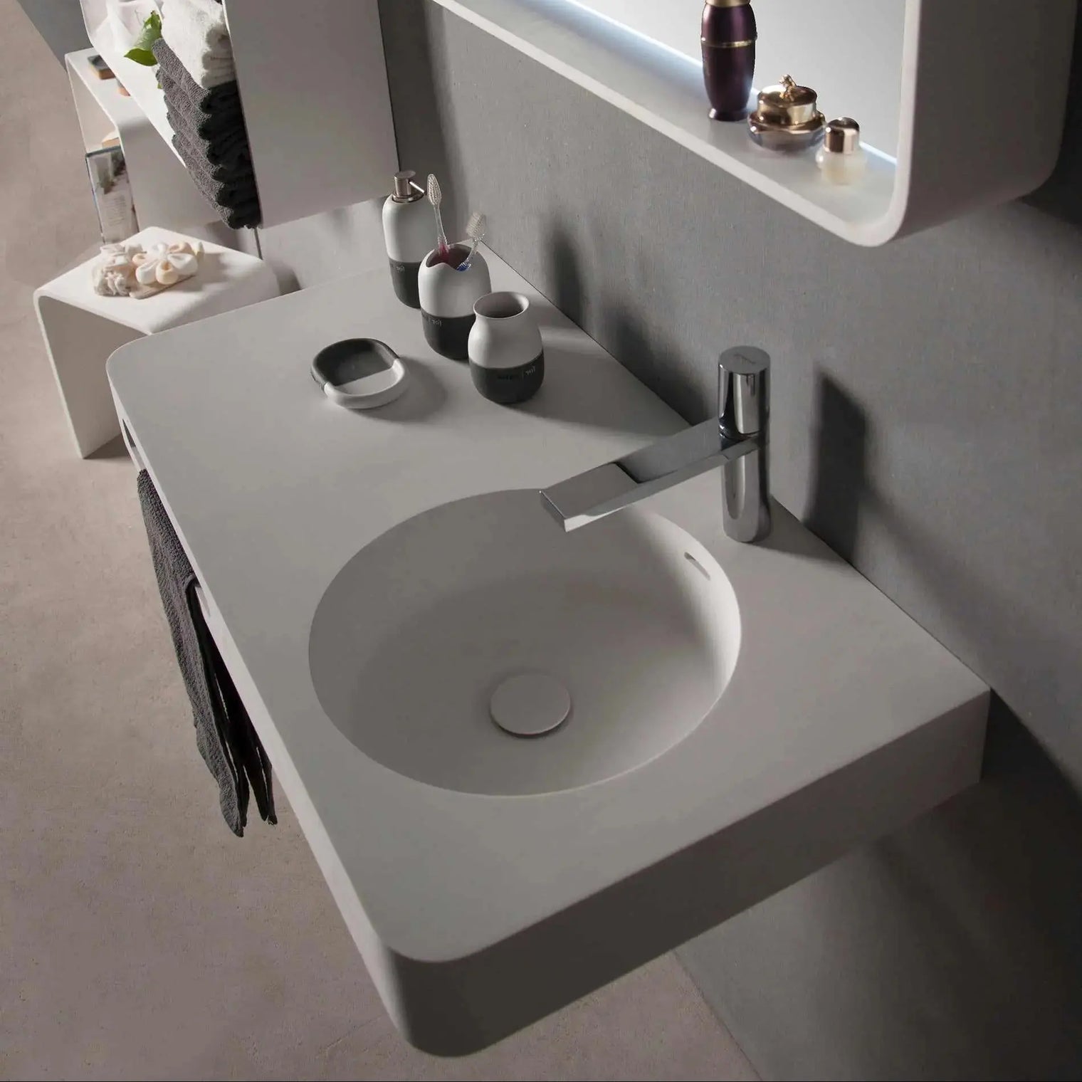 Cirque WM 90R-WALL MOUNT WASHBASINS-訂造一體無縫洗手盆,Tailor made Washbasins,waterbasin hk, 浴室物料,浴室裝修,訂造洗手盆,浴室翻新,Bathroomware ,Bespoke bathroom,浴室配件,訂造浴室潔具,訂造浴室傢俬,香港 浴室設計 公司,best custom bathroom furniture HK, Infinite Bath