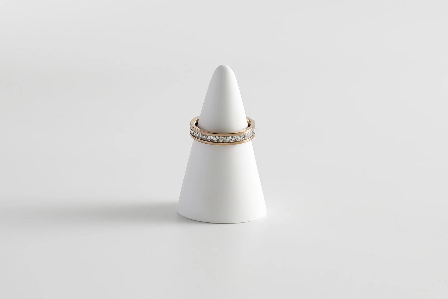 200 Ring Holder-8050 Solid Surfaces Home-INFINITE-訂造洗手盆,浴室翻新, small size bathtubs, custom-made bathtub HK,freestanding bathtub Hong Kong, 獨立式 浴缸 香港, premium bathtub brands HK, Where to buy bathtubs in Hong Kong, best custom bathroom furniture HK, Infinite Bath, Infinite浴缸, Cloakroom,Vanities, Mirrors,Bathroom Furniture, 浴室裝修,浴室 櫃 訂造