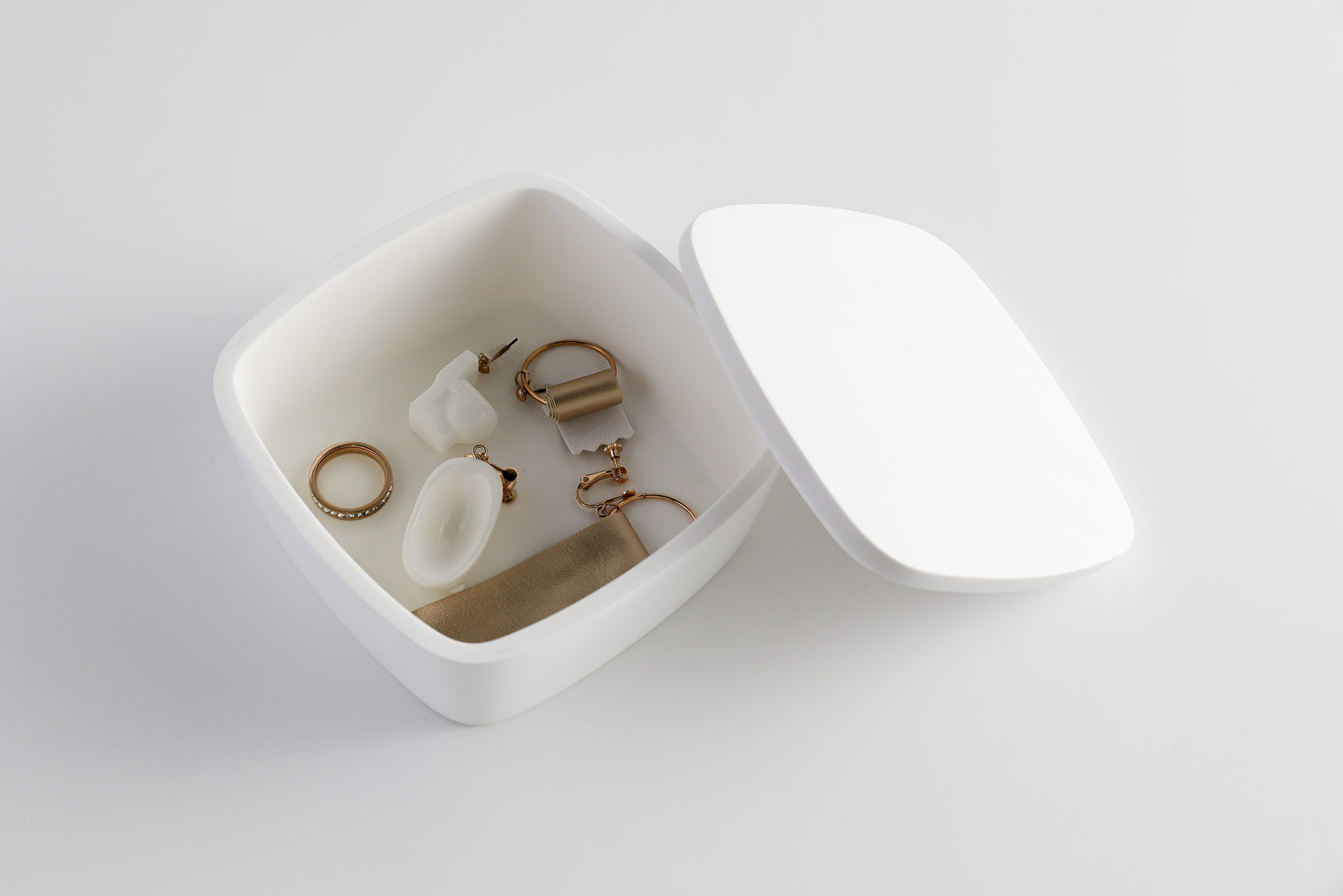 PLUTO 210 Cotton Ball Case-8050 Solid Surfaces Home-INFINITE-訂造洗手盆,浴室翻新, small size bathtubs, custom-made bathtub HK,freestanding bathtub Hong Kong, 獨立式 浴缸 香港, premium bathtub brands HK, Where to buy bathtubs in Hong Kong, best custom bathroom furniture HK, Infinite Bath, Infinite浴缸, Cloakroom,Vanities, Mirrors,Bathroom Furniture, 浴室裝修,浴室 櫃 訂造