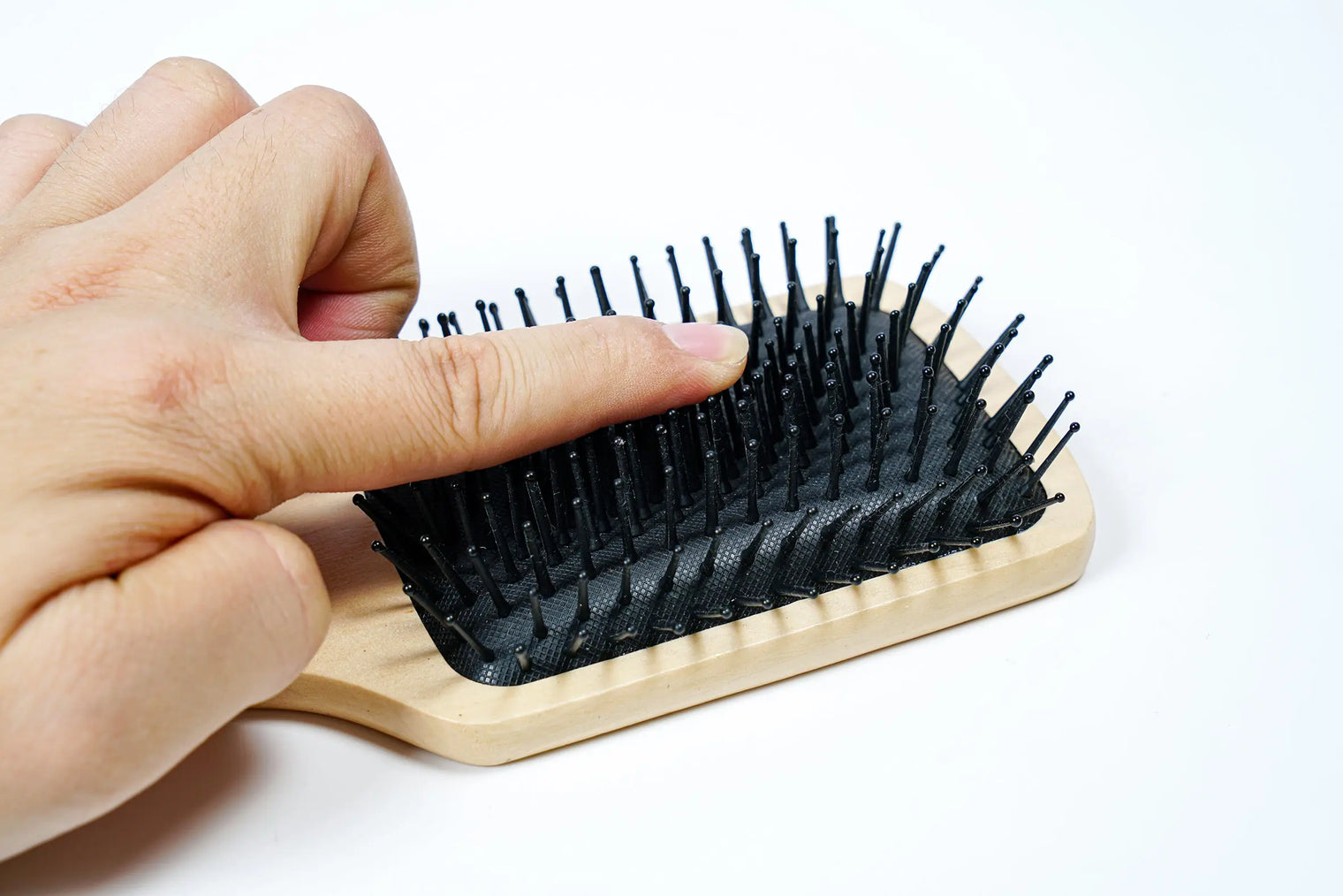 583 Wooden Hairbrush-Bath & Body-INFINITE-訂造洗手盆,浴室翻新, small size bathtubs, custom-made bathtub HK,freestanding bathtub Hong Kong, 獨立式 浴缸 香港, premium bathtub brands HK, Where to buy bathtubs in Hong Kong, best custom bathroom furniture HK, Infinite Bath, Infinite浴缸, Cloakroom,Vanities, Mirrors,Bathroom Furniture, 浴室裝修,浴室 櫃 訂造