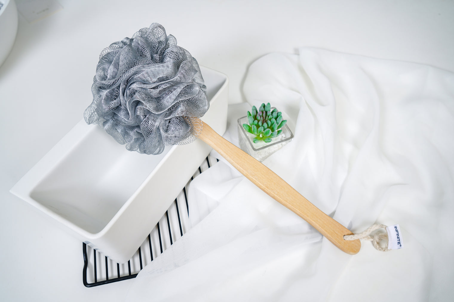 589 Loofah-Charcoal Back Shower Scrubber-Bath & Body-INFINITE-訂造洗手盆,浴室翻新, small size bathtubs, custom-made bathtub HK,freestanding bathtub Hong Kong, 獨立式 浴缸 香港, premium bathtub brands HK, Where to buy bathtubs in Hong Kong, best custom bathroom furniture HK, Infinite Bath, Infinite浴缸, Cloakroom,Vanities, Mirrors,Bathroom Furniture, 浴室裝修,浴室 櫃 訂造