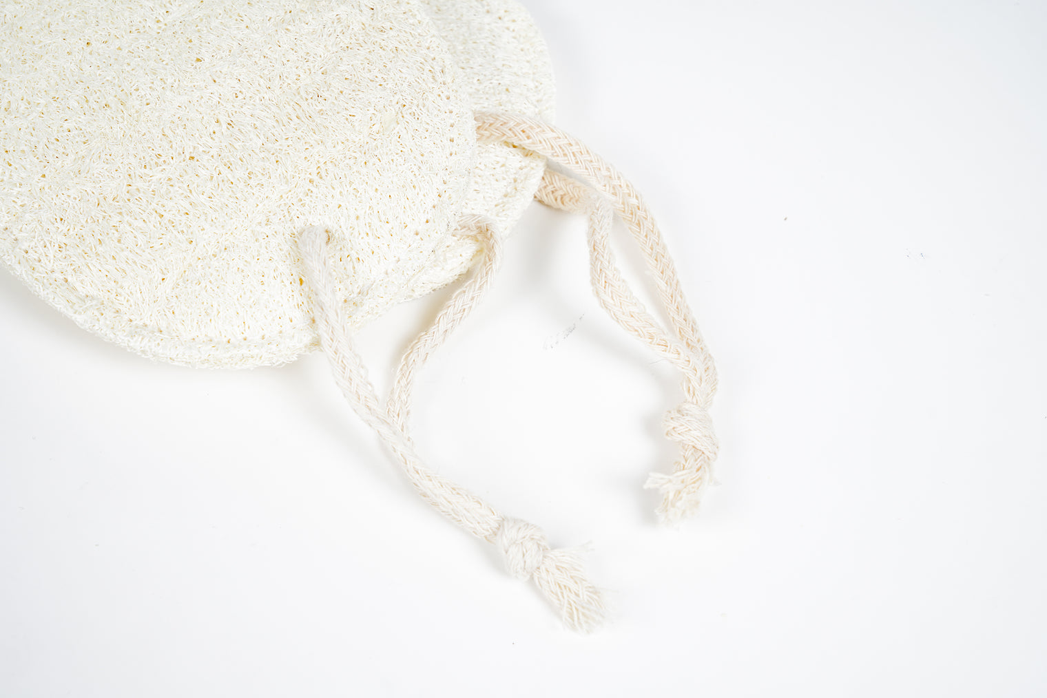 593 Loofah Scrub-Bath & Body-INFINITE-訂造洗手盆,浴室翻新, small size bathtubs, custom-made bathtub HK,freestanding bathtub Hong Kong, 獨立式 浴缸 香港, premium bathtub brands HK, Where to buy bathtubs in Hong Kong, best custom bathroom furniture HK, Infinite Bath, Infinite浴缸, Cloakroom,Vanities, Mirrors,Bathroom Furniture, 浴室裝修,浴室 櫃 訂造