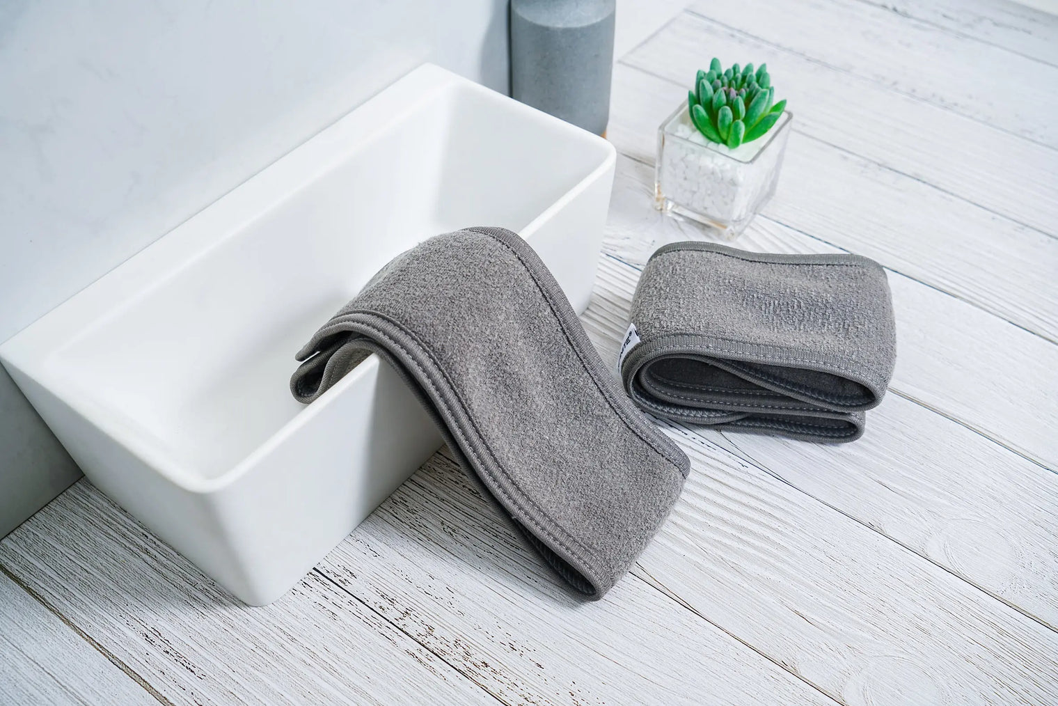 596 Charcoal Spa Headband-Bath & Body-INFINITE-訂造洗手盆,浴室翻新, small size bathtubs, custom-made bathtub HK,freestanding bathtub Hong Kong, 獨立式 浴缸 香港, premium bathtub brands HK, Where to buy bathtubs in Hong Kong, best custom bathroom furniture HK, Infinite Bath, Infinite浴缸, Cloakroom,Vanities, Mirrors,Bathroom Furniture, 浴室裝修,浴室 櫃 訂造