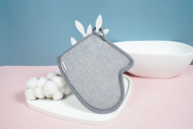 598 Charcoal Bath Body Mittens-Bath & Body-INFINITE-訂造洗手盆,浴室翻新, small size bathtubs, custom-made bathtub HK,freestanding bathtub Hong Kong, 獨立式 浴缸 香港, premium bathtub brands HK, Where to buy bathtubs in Hong Kong, best custom bathroom furniture HK, Infinite Bath, Infinite浴缸, Cloakroom,Vanities, Mirrors,Bathroom Furniture, 浴室裝修,浴室 櫃 訂造