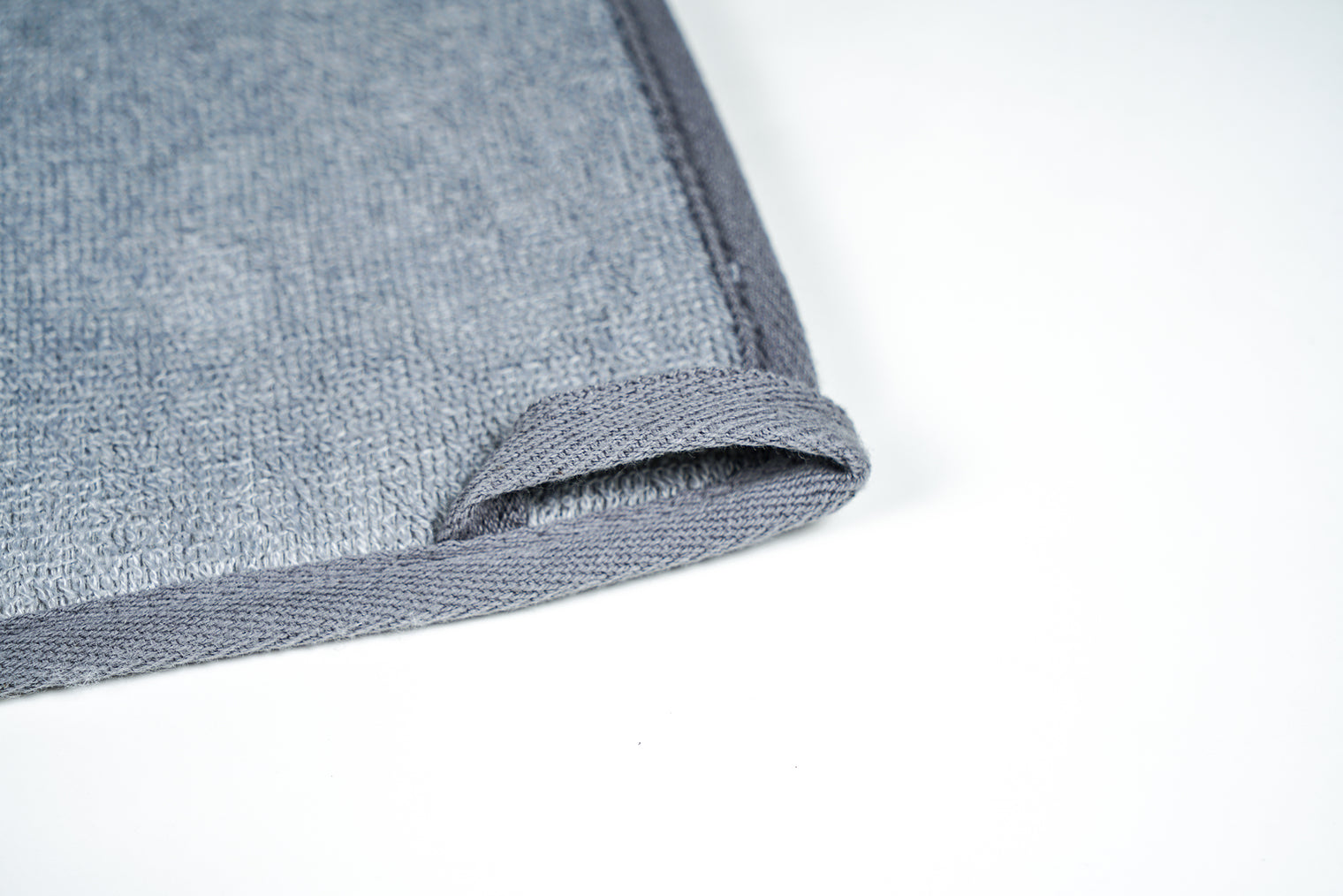 599 Charcoal Bath Body Mittens-Bath & Body-INFINITE-訂造洗手盆,浴室翻新, small size bathtubs, custom-made bathtub HK,freestanding bathtub Hong Kong, 獨立式 浴缸 香港, premium bathtub brands HK, Where to buy bathtubs in Hong Kong, best custom bathroom furniture HK, Infinite Bath, Infinite浴缸, Cloakroom,Vanities, Mirrors,Bathroom Furniture, 浴室裝修,浴室 櫃 訂造