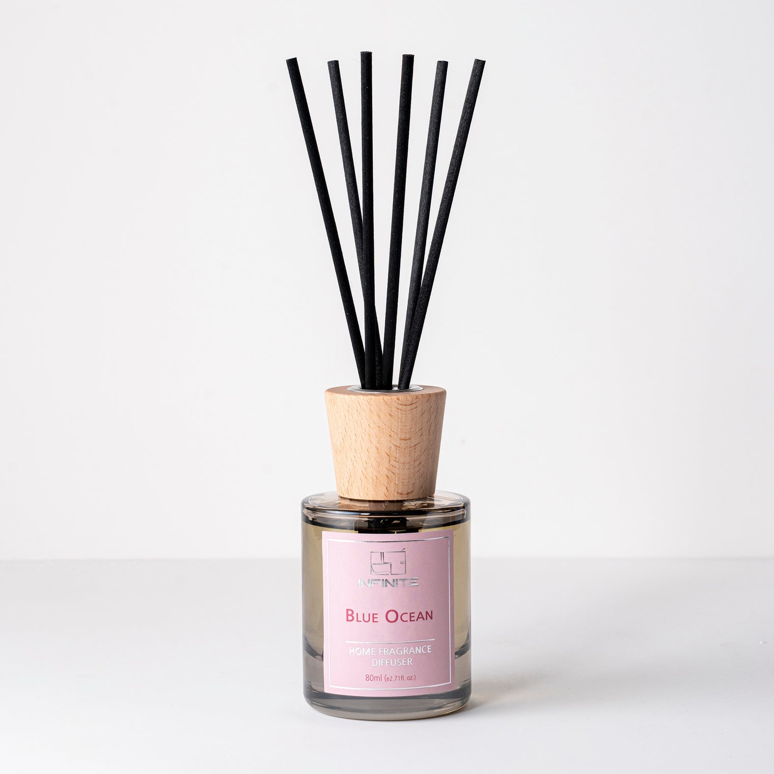 Perfume Scents,INFINITE BATH,Aroma Diffuser,浴室廁所消臭,洗手間香薰,bathroom diffuser, toilet diffuser, bespoke bathroom hk,浴室擴香, 香港浴室設計, bathroom design hong kong