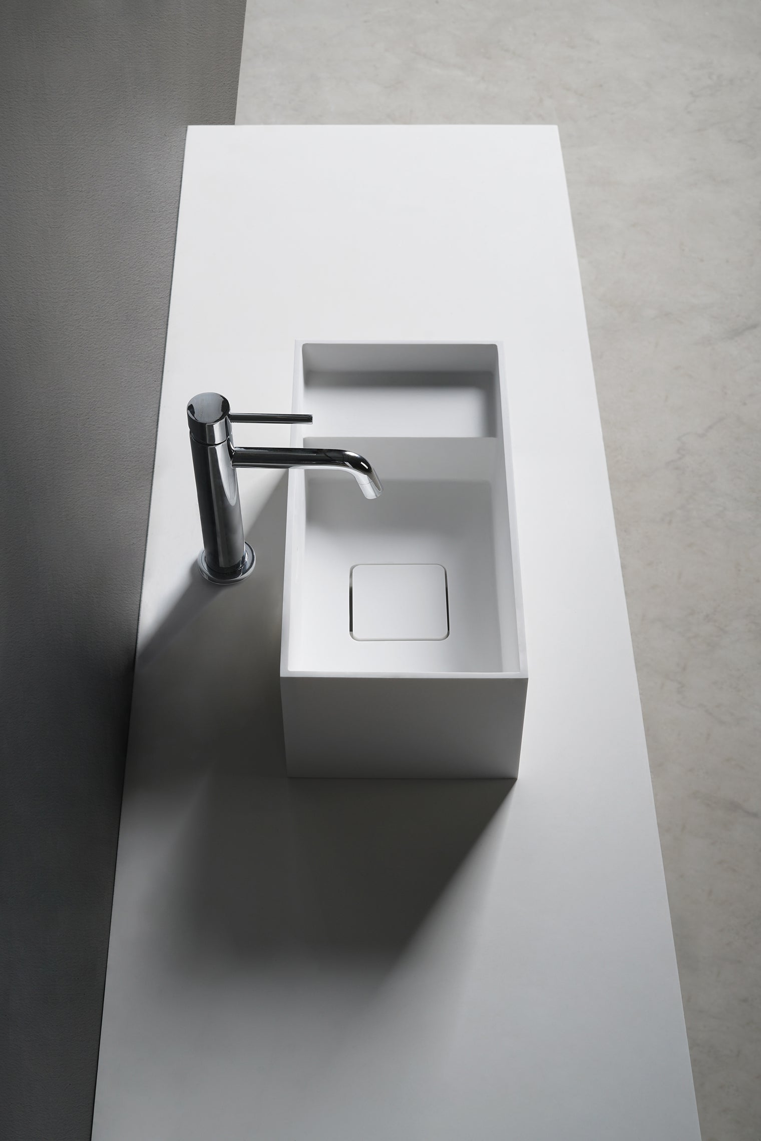 CUBE-X 40-OVERCOUNTER WASHBASINS-訂造一體無縫洗手盆,Tailor made Washbasins,waterbasin hk, 浴室物料,浴室裝修,訂造洗手盆,浴室翻新,Bathroomware ,Bespoke bathroom,浴室配件,訂造浴室潔具,訂造浴室傢俬,香港 浴室設計 公司,best custom bathroom furniture HK, Infinite Bath