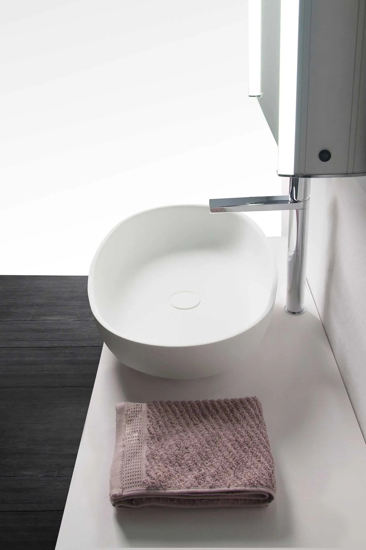Niagara 60-OVERCOUNTER WASHBASINS-訂造一體無縫洗手盆,Tailor made Washbasins,waterbasin hk, 浴室物料,浴室裝修,訂造洗手盆,浴室翻新,Bathroomware ,Bespoke bathroom,浴室配件,訂造浴室潔具,訂造浴室傢俬,香港 浴室設計 公司,best custom bathroom furniture HK, Infinite Bath