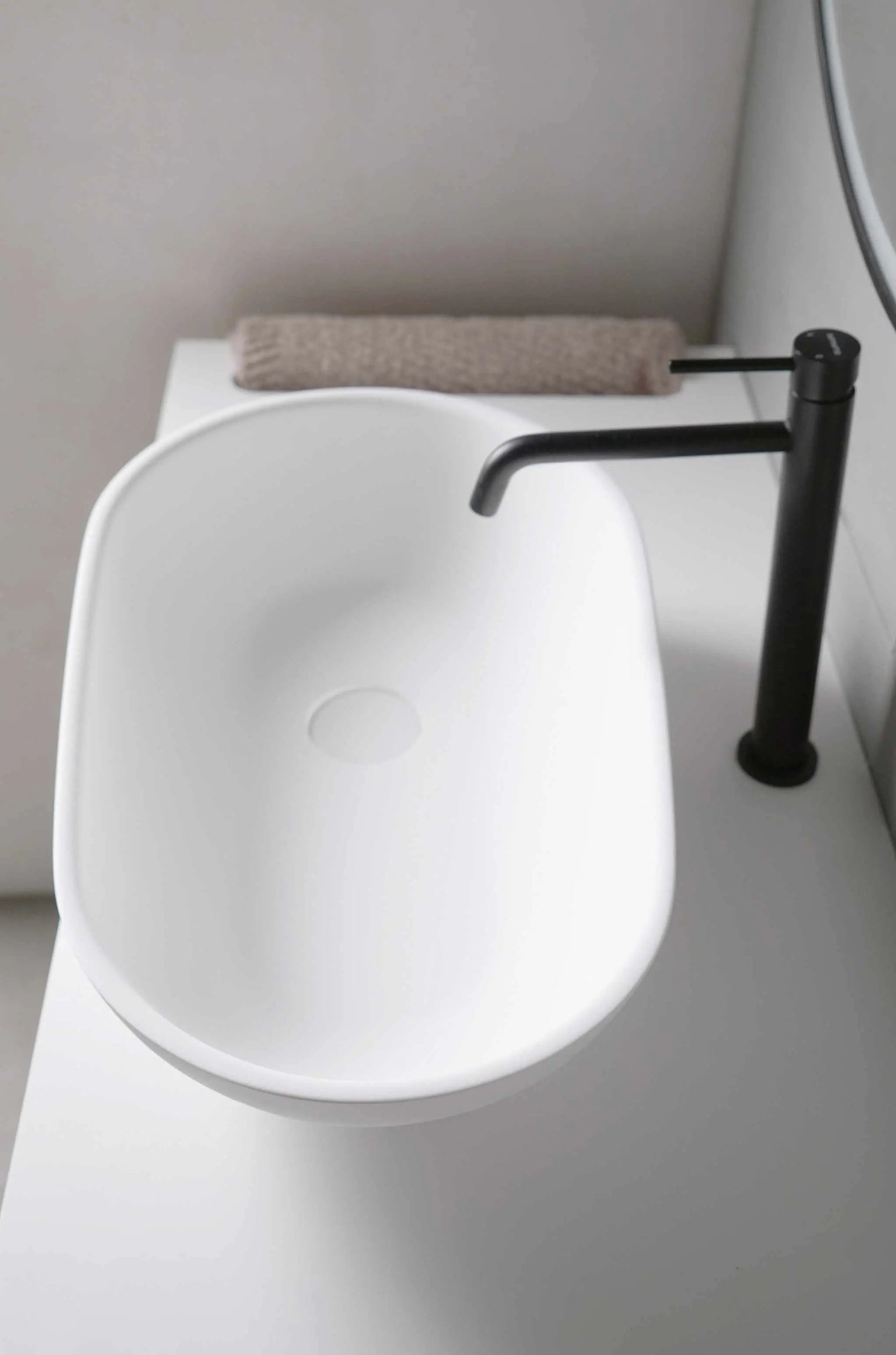 Niagara EG 55-OVERCOUNTER WASHBASINS-訂造一體無縫洗手盆,Tailor made Washbasins,waterbasin hk, 浴室物料,浴室裝修,訂造洗手盆,浴室翻新,Bathroomware ,Bespoke bathroom,浴室配件,訂造浴室潔具,訂造浴室傢俬,香港 浴室設計 公司,best custom bathroom furniture HK, Infinite Bath