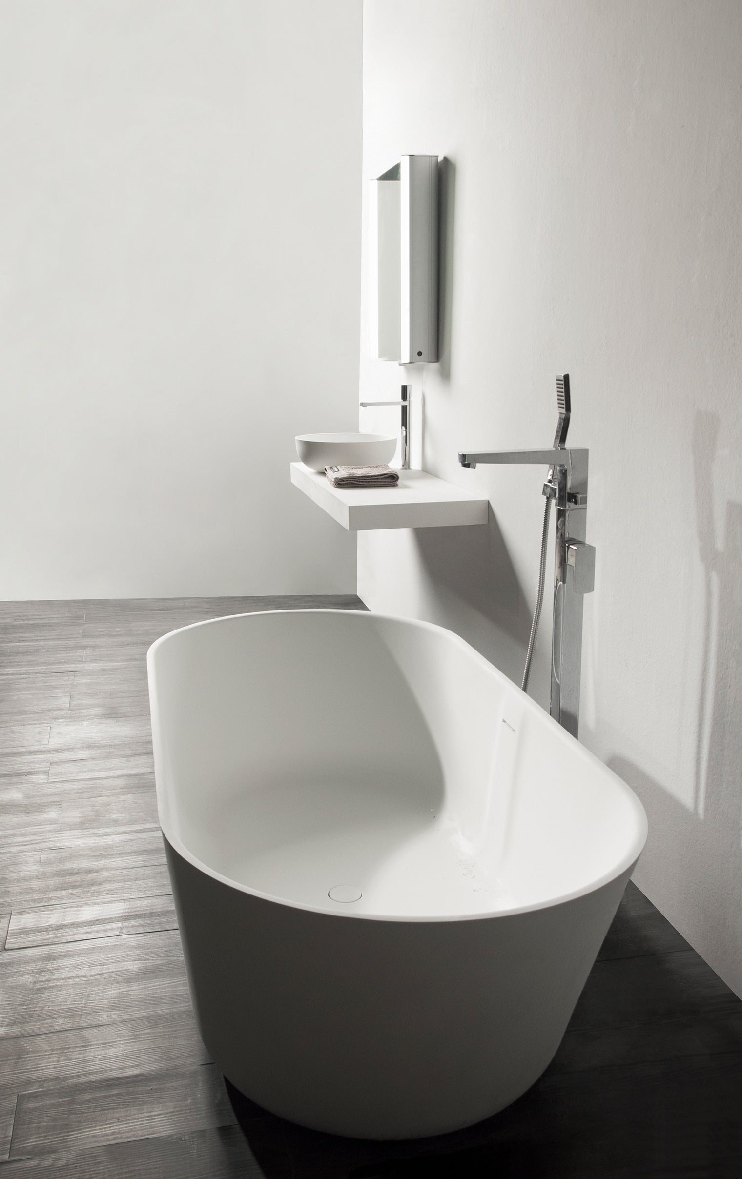 Niagara (Ellipse) 168-BATHTUBS-INFINITE-訂造洗手盆,浴室翻新, small size bathtubs, custom-made bathtub HK,freestanding bathtub Hong Kong, 獨立式 浴缸 香港, premium bathtub brands HK, Where to buy bathtubs in Hong Kong, best custom bathroom furniture HK, Infinite Bath, Infinite浴缸, Cloakroom,Vanities, Mirrors,Bathroom Furniture, 浴室裝修,浴室 櫃 訂造