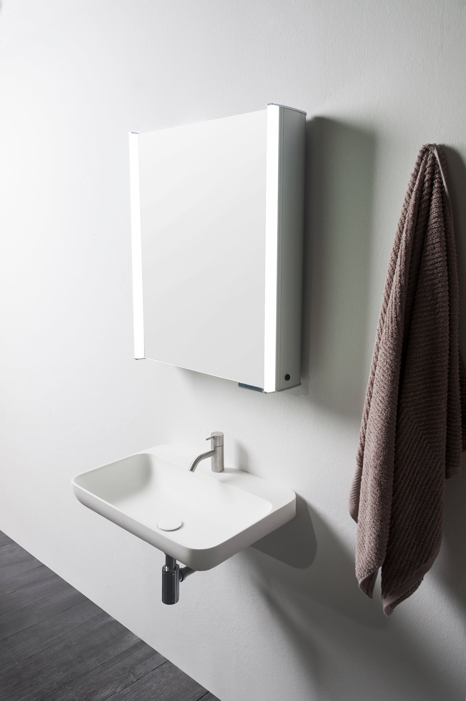 Niagara WM 60-WALL MOUNT WASHBASINS-訂造一體無縫洗手盆,Tailor made Washbasins,waterbasin hk, 浴室物料,浴室裝修,訂造洗手盆,浴室翻新,Bathroomware ,Bespoke bathroom,浴室配件,訂造浴室潔具,訂造浴室傢俬,香港 浴室設計 公司,best custom bathroom furniture HK, Infinite Bath