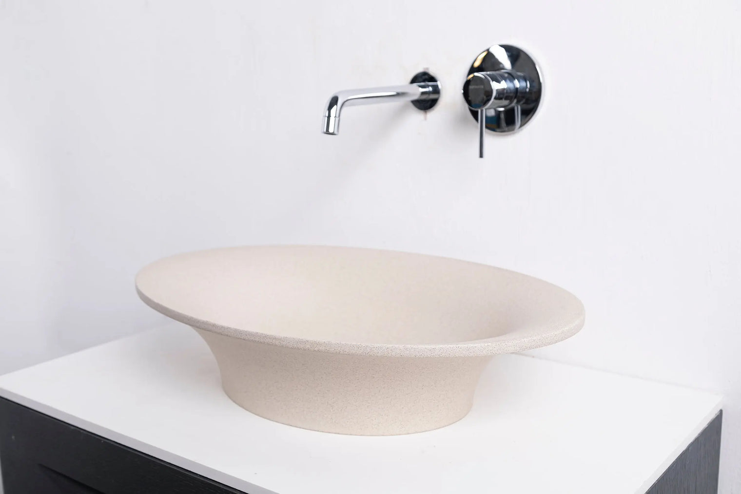 PRATO 60-OVERCOUNTER WASHBASINS-訂造一體無縫洗手盆,Tailor made Washbasins,waterbasin hk, 浴室物料,浴室裝修,訂造洗手盆,浴室翻新,Bathroomware ,Bespoke bathroom,浴室配件,訂造浴室潔具,訂造浴室傢俬,香港 浴室設計 公司,best custom bathroom furniture HK, Infinite Bath