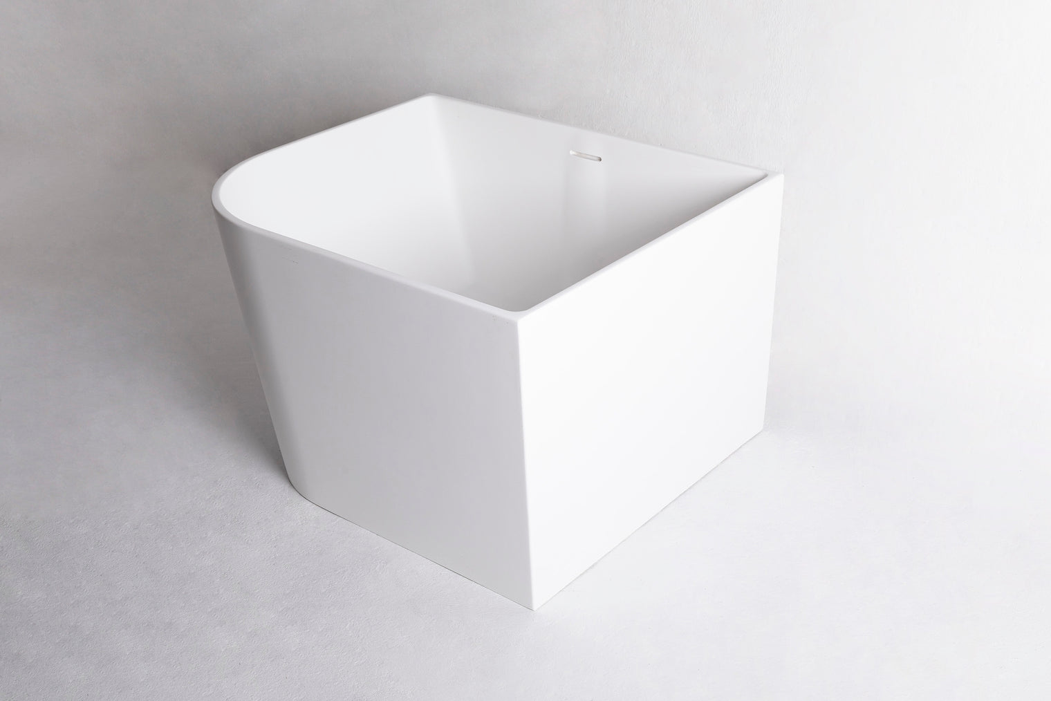 Siena 90L-BATHTUBS-INFINITE-Siena 90L-BATHTUBS-Bespoke Bathroom Renovation, bespoke bathtub Hong Kong, Hong Kong luxury bathroom furniture, modern bathroom design Hong Kong, 香港 浴缸 邊度買, where to buy luxury bathtubs in Hong Kong, Infinite Bath, Infinite 浴室, Washbasin,shower screen, Bathtubs,Washbasins, 迷你浴缸香港,浴室設計 ,浴室翻新,small size bathtubs, custom-made bathtub HK,freestanding bathtub Hong Kong, 獨立式 浴缸 香港,浴室裝修,迷你浴缸,Bathtub length under 1.5m,迷利浴缸,豪華 浴缸 品牌 香港,浴室配件,浴缸香港,訂造浴室潔具,hong kong custom bathtub