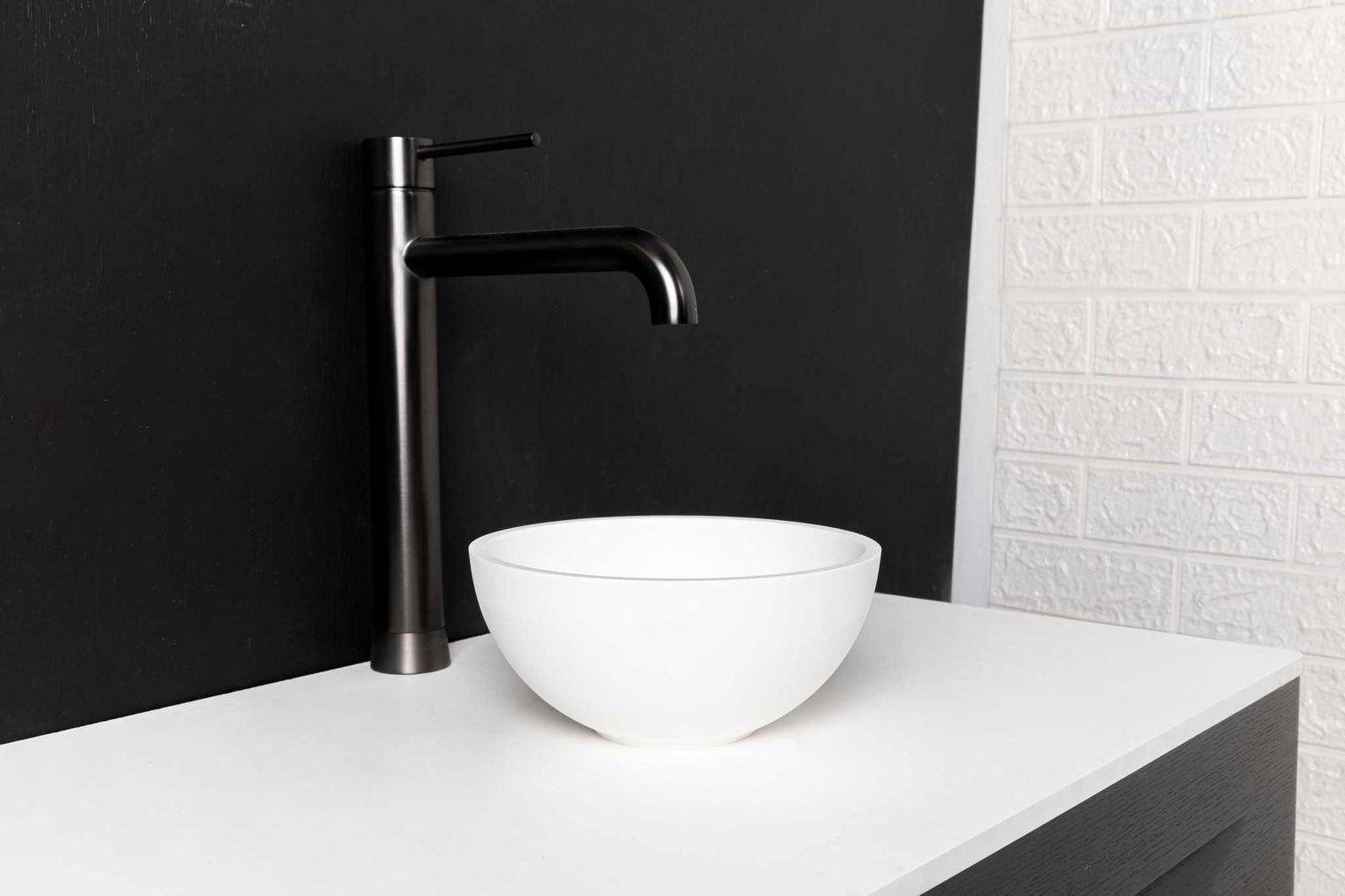 Super Thin Edge 22-OVERCOUNTER WASHBASINS-訂造一體無縫洗手盆,Tailor made Washbasins,waterbasin hk, 浴室物料,浴室裝修,訂造洗手盆,浴室翻新,Bathroomware ,Bespoke bathroom,浴室配件,訂造浴室潔具,訂造浴室傢俬,香港 浴室設計 公司,best custom bathroom furniture HK, Infinite Bath