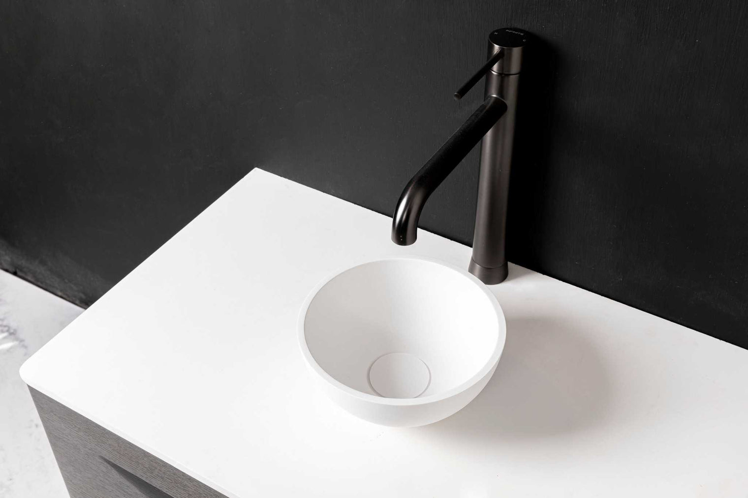 Super Thin Edge 22-OVERCOUNTER WASHBASINS-訂造一體無縫洗手盆,Tailor made Washbasins,waterbasin hk, 浴室物料,浴室裝修,訂造洗手盆,浴室翻新,Bathroomware ,Bespoke bathroom,浴室配件,訂造浴室潔具,訂造浴室傢俬,香港 浴室設計 公司,best custom bathroom furniture HK, Infinite Bath
