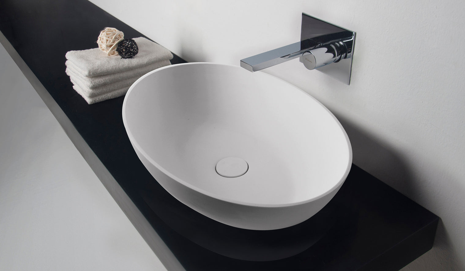 Super Thin Edge 60-OVERCOUNTER WASHBASINS-訂造一體無縫洗手盆,Tailor made Washbasins,waterbasin hk, 浴室物料,浴室裝修,訂造洗手盆,浴室翻新,Bathroomware ,Bespoke bathroom,浴室配件,訂造浴室潔具,訂造浴室傢俬,香港 浴室設計 公司,best custom bathroom furniture HK, Infinite Bath