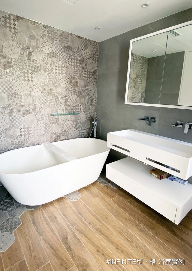 INFINITE 型 · 格 浴室實例-【House】壽辰山道獨立屋, Infinite Bath, 訂造浴室潔具,Hong Kong custom bathtub,Hong Kong bathroom design company, Luxury bathtub brands Hong Kong,浴室配件,Bespoke bathroom,浴室設計 公司, 豪華 浴缸 品牌 香港,訂造浴室傢俬,浴室翻新,迷你浴缸,訂造洗手盆