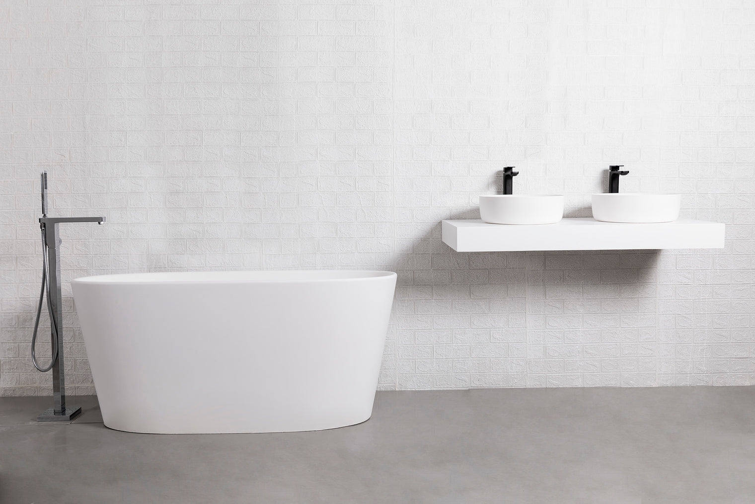 Verona 150-BATHTUBS-INFINITE-Verona 150-BATHTUBS-Bespoke Bathroom Renovation, bespoke bathtub Hong Kong, Hong Kong luxury bathroom furniture, modern bathroom design Hong Kong, 香港 浴缸 邊度買, where to buy luxury bathtubs in Hong Kong, Infinite Bath, Infinite 浴室, Washbasin,shower screen, Bathtubs,Washbasins, 迷你浴缸香港,浴室設計 ,浴室翻新,small size bathtubs, custom-made bathtub HK,freestanding bathtub Hong Kong, 獨立式 浴缸 香港,浴室裝修,迷你浴缸,Bathtub length under 1.5m,迷利浴缸，豪華 浴缸 品牌 香港,浴室配件,浴缸香港,訂造浴室潔具,hong kong custom bathtub