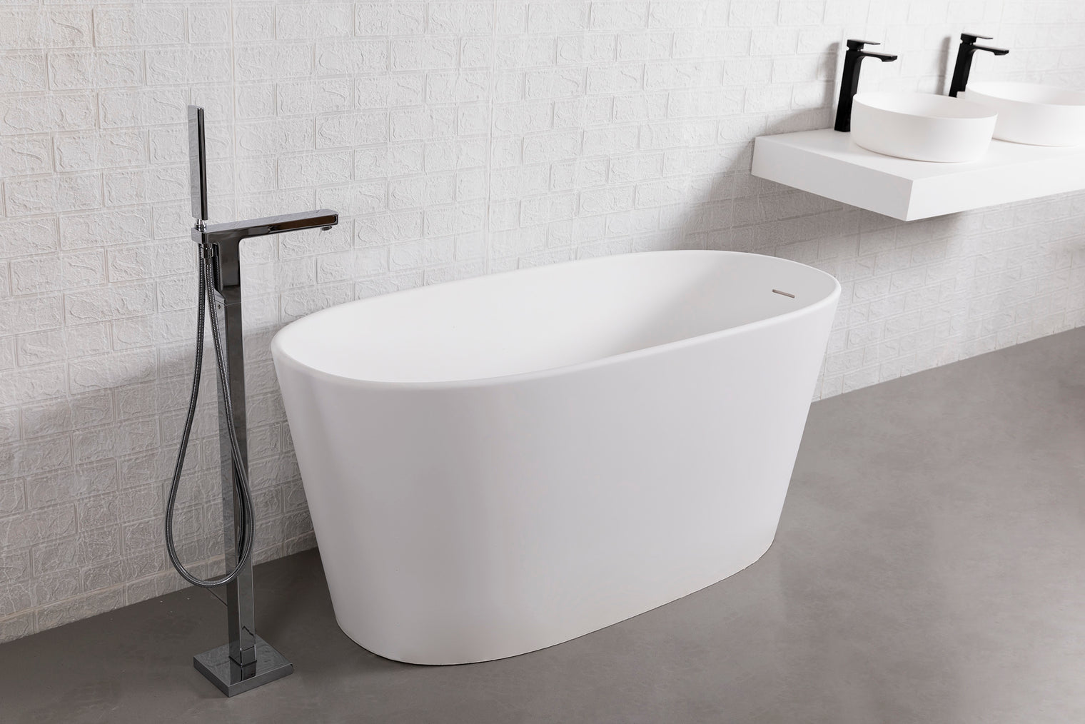 Verona 150-BATHTUBS-INFINITE-Verona 150-BATHTUBS-Bespoke Bathroom Renovation, bespoke bathtub Hong Kong, Hong Kong luxury bathroom furniture, modern bathroom design Hong Kong, 香港 浴缸 邊度買, where to buy luxury bathtubs in Hong Kong, Infinite Bath, Infinite 浴室, Washbasin,shower screen, Bathtubs,Washbasins, 迷你浴缸香港,浴室設計 ,浴室翻新,small size bathtubs, custom-made bathtub HK,freestanding bathtub Hong Kong, 獨立式 浴缸 香港,浴室裝修,迷你浴缸,Bathtub length under 1.5m,迷利浴缸，豪華 浴缸 品牌 香港,浴室配件,浴缸香港,訂造浴室潔具,hong kong custom bathtub