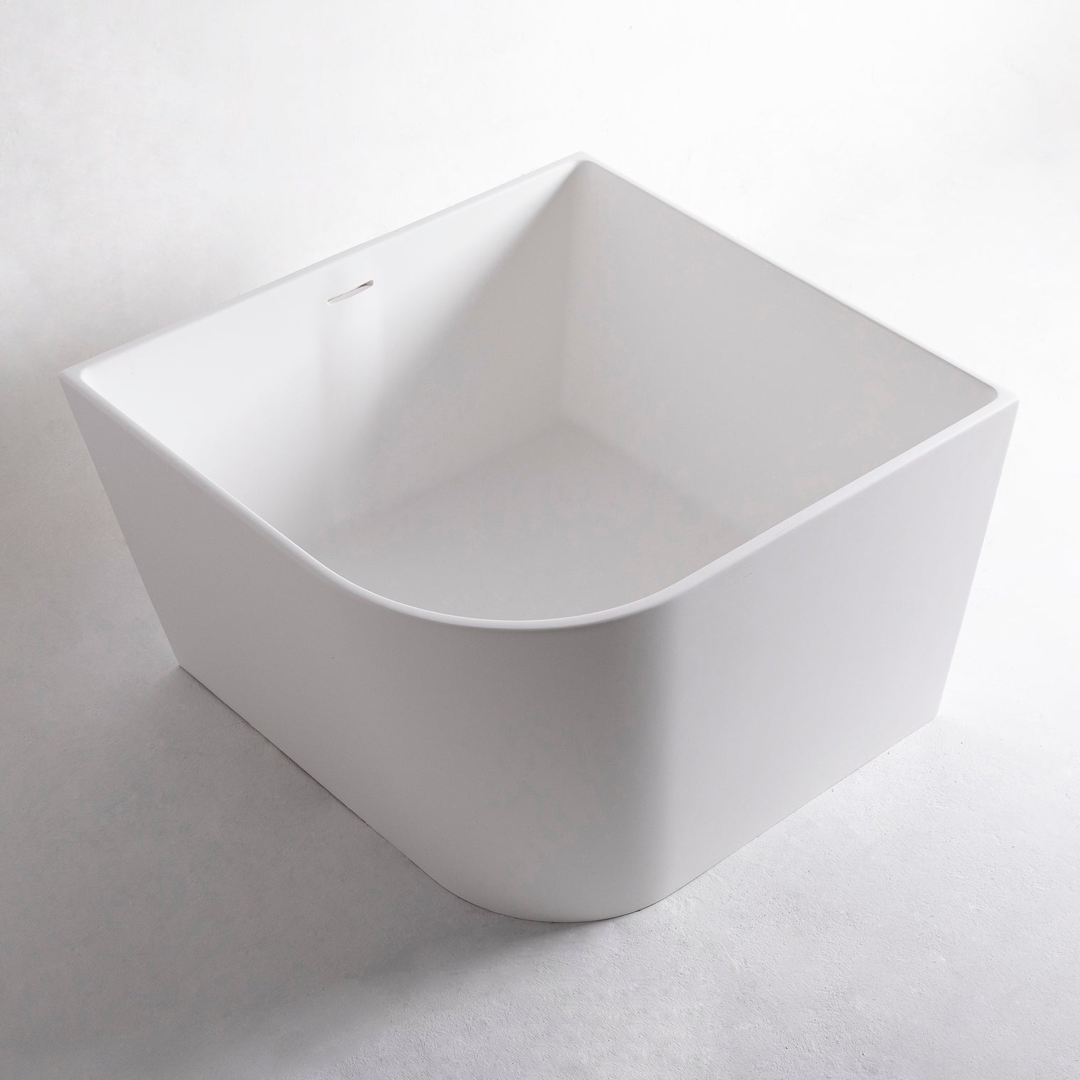 Siena 90L-BATHTUBS-INFINITE-Siena 90L-BATHTUBS-Bespoke Bathroom Renovation, bespoke bathtub Hong Kong, Hong Kong luxury bathroom furniture, modern bathroom design Hong Kong, 香港 浴缸 邊度買, where to buy luxury bathtubs in Hong Kong, Infinite Bath, Infinite 浴室, Washbasin,shower screen, Bathtubs,Washbasins, 迷你浴缸香港,浴室設計 ,浴室翻新,small size bathtubs, custom-made bathtub HK,freestanding bathtub Hong Kong, 獨立式 浴缸 香港,浴室裝修,迷你浴缸,Bathtub length under 1.5m,迷利浴缸，豪華 浴缸 品牌 香港,浴室配件,浴缸香港,訂造浴室潔具,hong kong custom bathtub