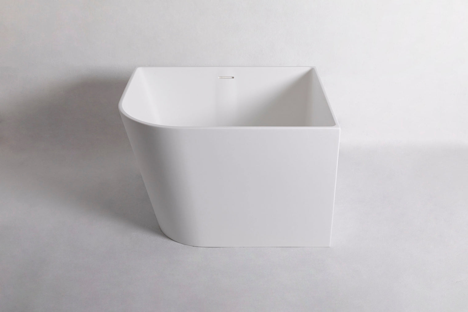 Siena 90L-BATHTUBS-INFINITE-Siena 90L-BATHTUBS-Bespoke Bathroom Renovation, bespoke bathtub Hong Kong, Hong Kong luxury bathroom furniture, modern bathroom design Hong Kong, 香港 浴缸 邊度買, where to buy luxury bathtubs in Hong Kong, Infinite Bath, Infinite 浴室, Washbasin,shower screen, Bathtubs,Washbasins, 迷你浴缸香港,浴室設計 ,浴室翻新,small size bathtubs, custom-made bathtub HK,freestanding bathtub Hong Kong, 獨立式 浴缸 香港,浴室裝修,迷你浴缸,Bathtub length under 1.5m,迷利浴缸，豪華 浴缸 品牌 香港,浴室配件,浴缸香港,訂造浴室潔具,hong kong custom bathtub